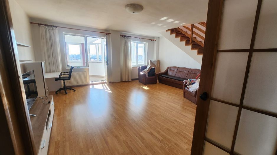 Apartament de vanzare Gh. Doja pe 3 nivele - Pitesti - Poză 3
