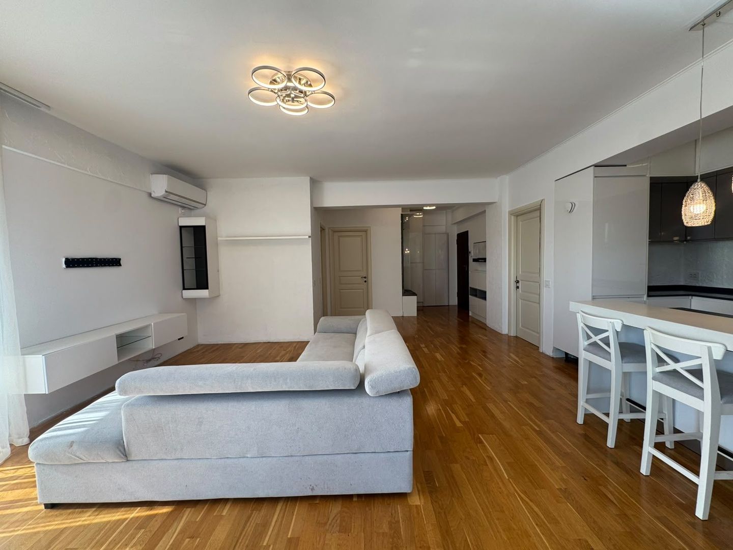 3 camere + LOC DE PARCARE INCLUS || BANEASA- AVIATIEI -BIHARIA - Poză 6