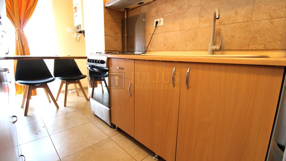 Apartament cu 3 camere in Girocului - Poză 4