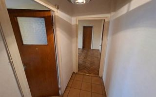Apartament 3 camere semidecomandat Barbu Lautaru Brasov - Poză 1
