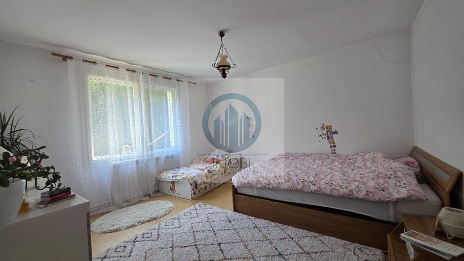 Casa D+P+M in Deva-Aurel Vlaicu, 3 dormitoare, 3 bai, garaj si terasa - Poză 4
