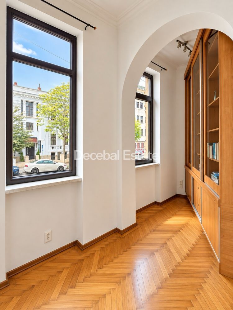 Oportunitate - Apartament 3 camere, 96 mp, Parter. in casa interbelica - Poză 3