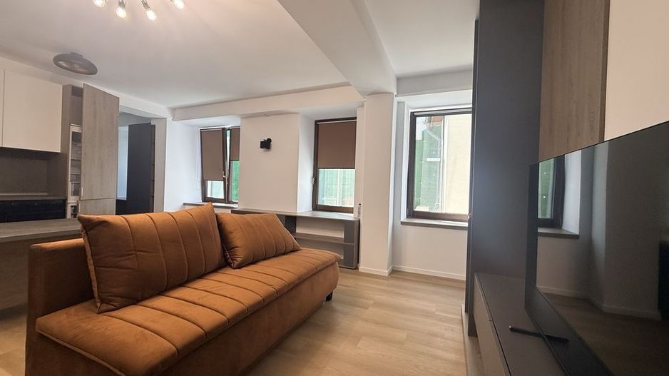 2 camere parter vila | Kiseleff | Victoriei | curte 100 mp - Poză 1