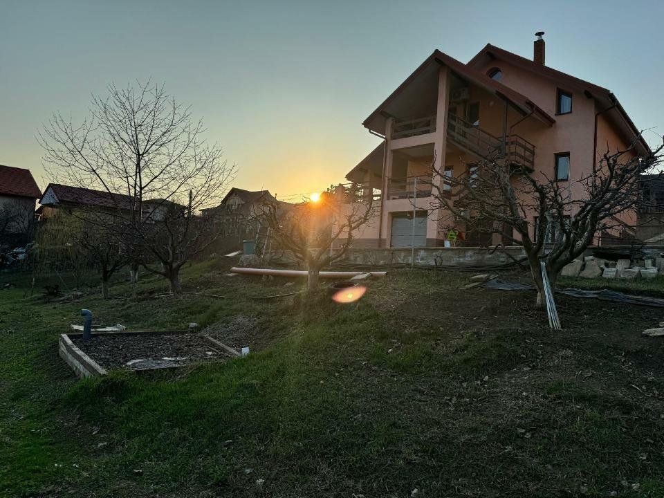 Hlincea, str.Mănăstirii, CIUREA, Iaşi + 1.700 mp teren şi Vilă (D+P+M) - Poză 8