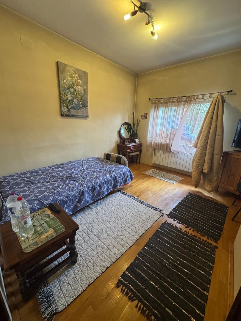 Casa de închiriat 7 camere Sector 4, ideal pentru clinica, gradinita - Poză 19