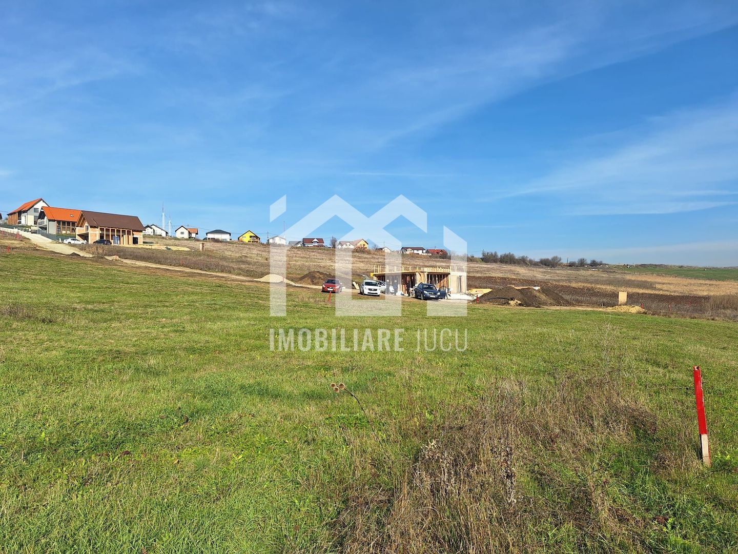 Teren intravilan 1000 mp cu autorizație de construire – Jucu de Sus - Poză 3
