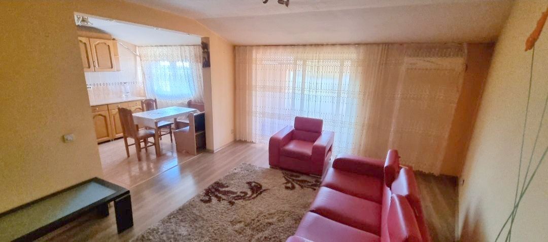 Apartament cu 3 camere la mansarda-65.000 euro - Poză 2