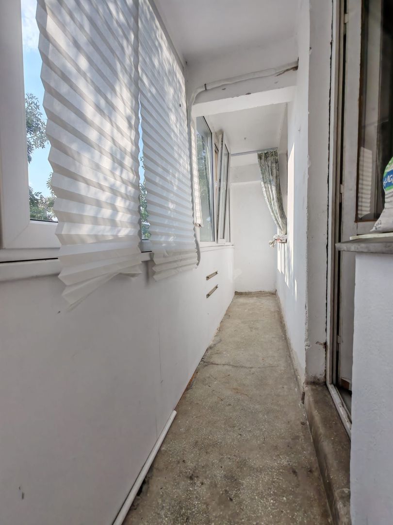 Apartament 3 Camere bloc reabilitat, bucla Drumul Taberei - Poză 4