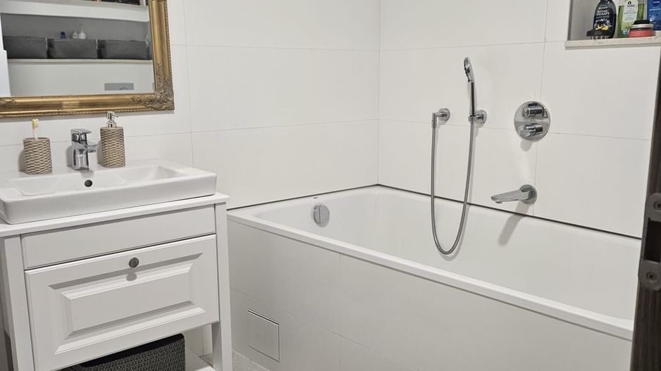 Apartament deosebit intr-un bloc nou 2022,  cu lift. - Poză 12