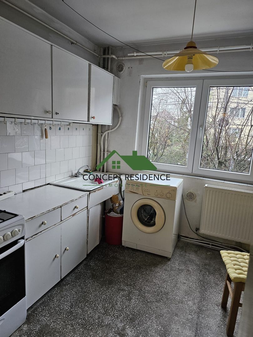 Apartament 4 camere, etaj 1, garaj – Str. Victoriei zona sc. nr. 4 - Poză 6