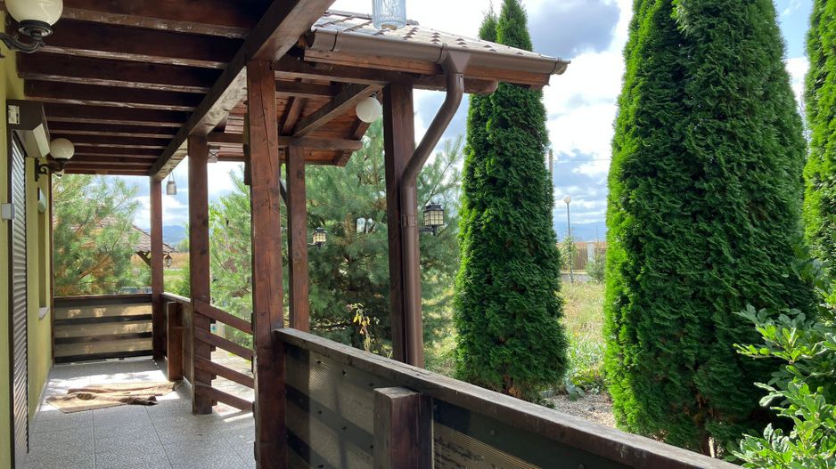 Casa in zona Lunca Marcusului - Poză 4