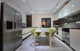Casă de vânzare mobilata complet 6 camere, 325 mp construiți Aviației