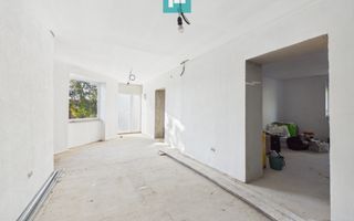 Casă cu teren 983 mp, front stradal 30 m, Cicir - Poză 3