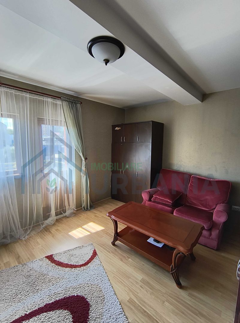 Căutăm coleg intr un apartament la vilă, zona Tătărași - Poză 2