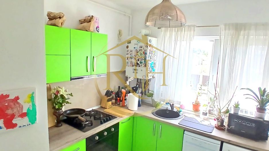 Oferim spre vânzare un apartament deosebit cu 3 camere, în zona Buziașului! - Poză 12