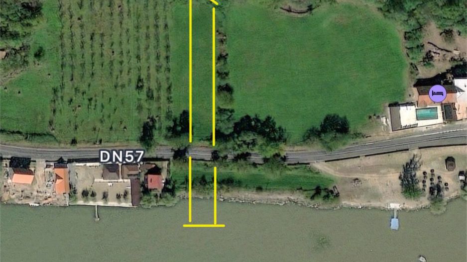 Teren de vanzare pe malul Dunarii. - Poză 1