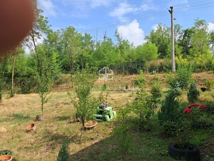 Casa si teren 2000 mp - Poză 10