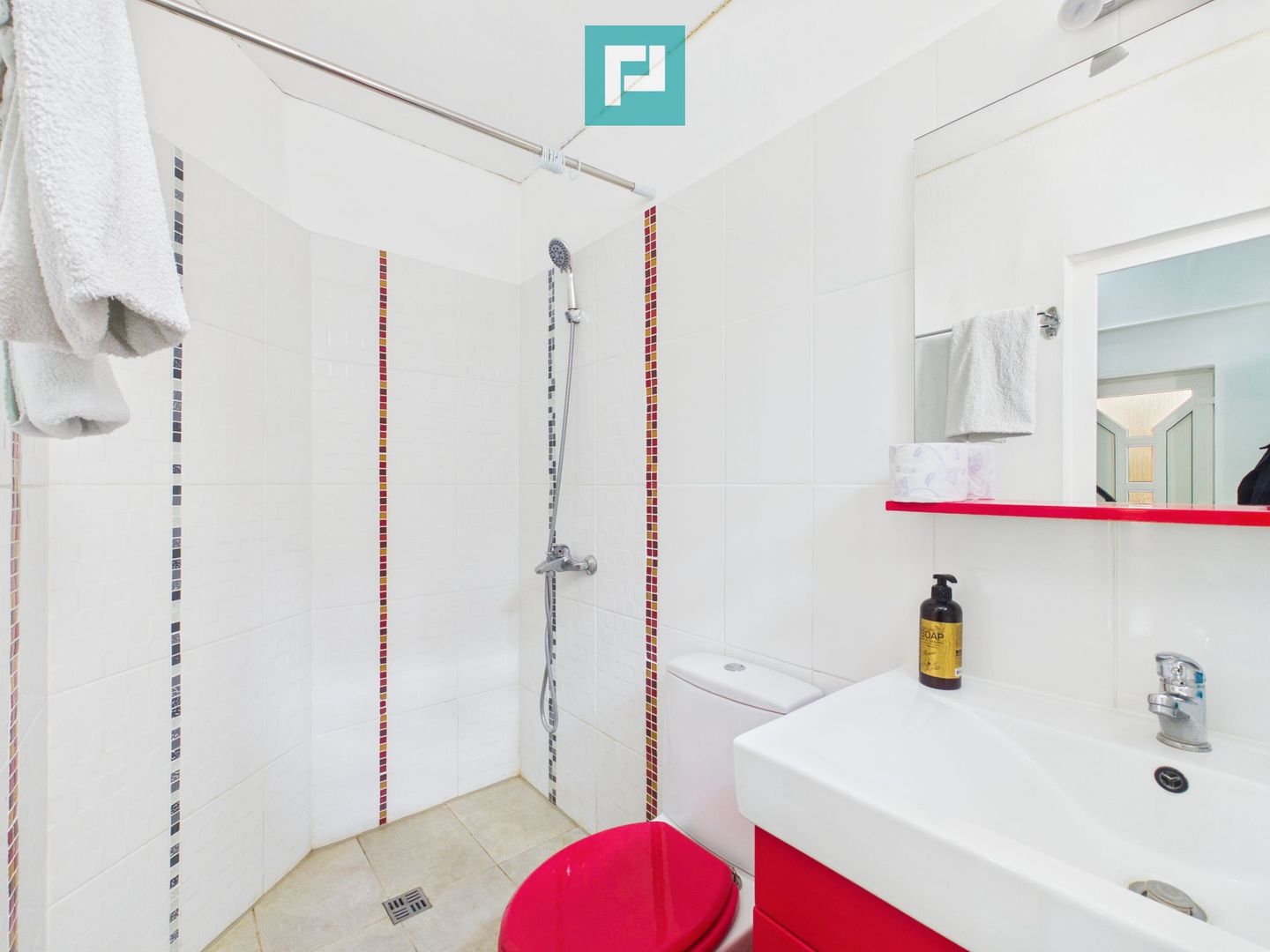 Apartament două camere decomandat ultracentral - Poză 5