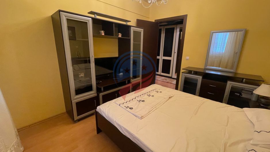 Apartament cu 3 camere zona Ultracentrala, vis-a-vis de Universitate - Poză 7