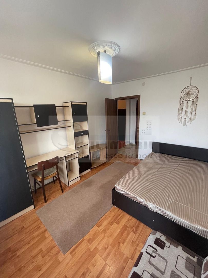 Apartament 2 camere decomandat de închiriat – Nicolina, lângă Kaufland - Poză 1
