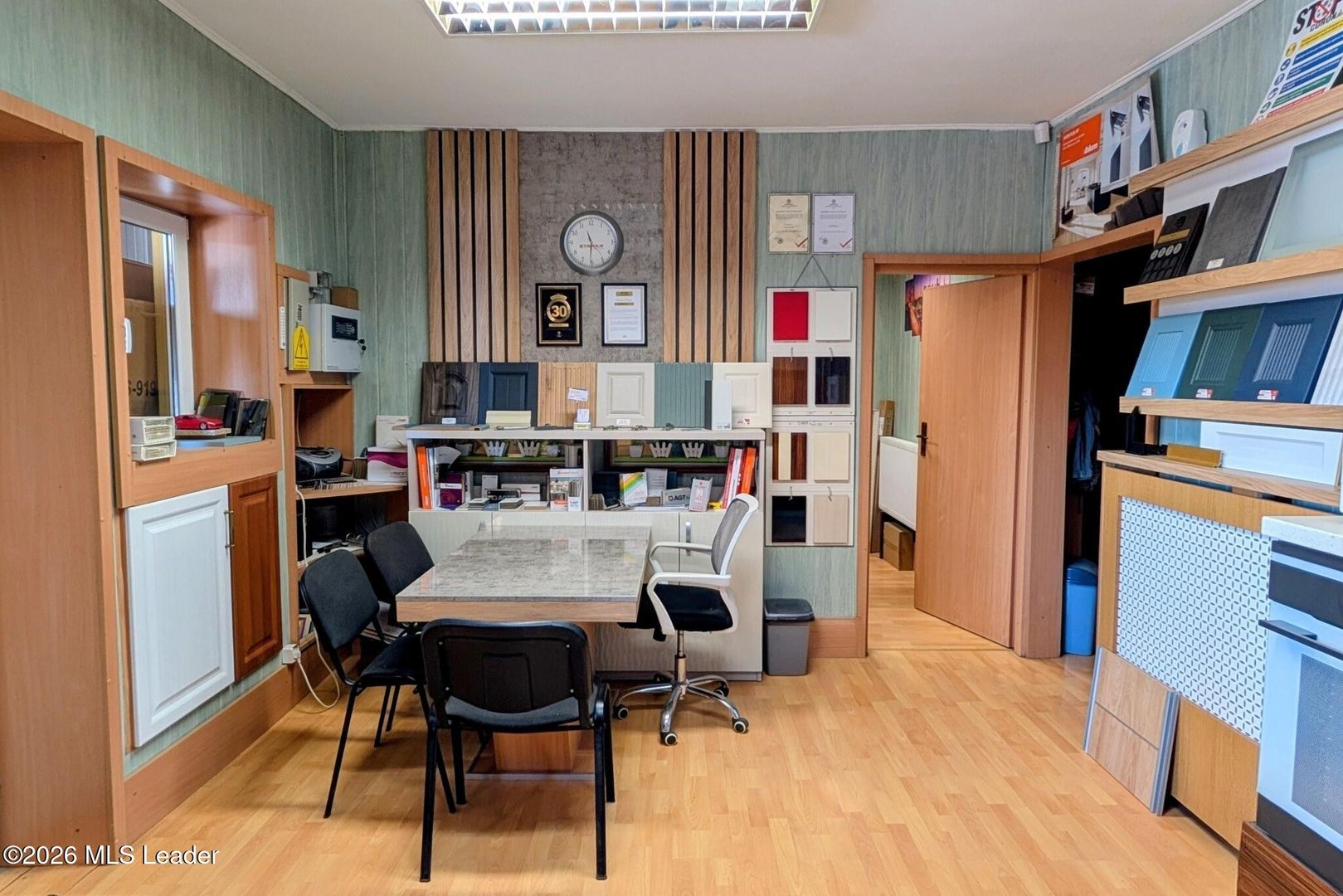 Pantelimon - Selgros, Hala 446 mp, Anexa 131 mp, Vila P+2, Lot 1054 mp - Poză 7