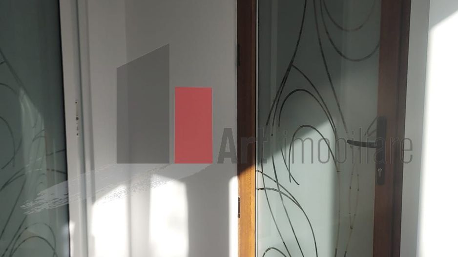 Garsoniera 2009 - Brancusi - Drumul Taberei - Poză 4