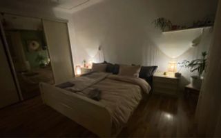 Casă cu 4 camere în curte comună - zona Dâmbu Pietros/Tudor - Poză 1