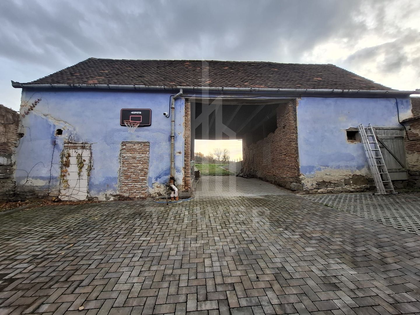 Casă complet renovată de vânzare în Amnaș – la doar 25 km de Sibiu! - Poză 47