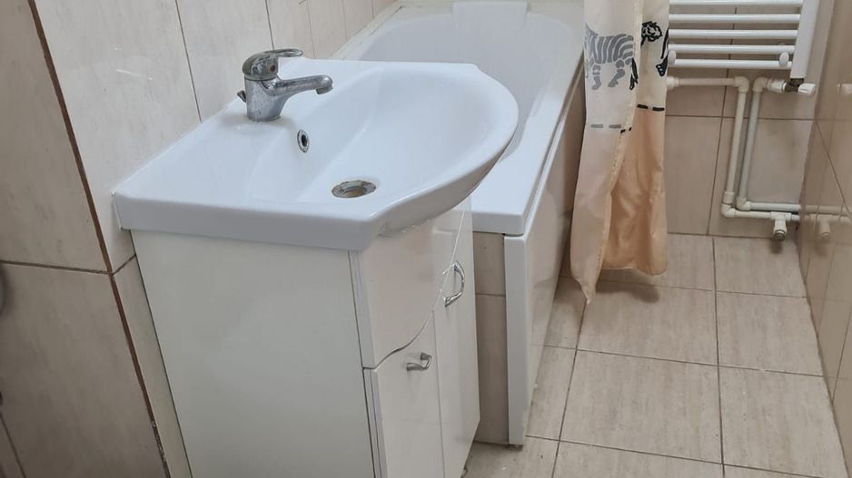 De vanzare apartament cu o camera, parter, I.C.Frimu 43.000 euro - Poză 11