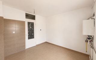 Apartament spațios cu 3 camere si 2 bai | Bucovina - Poză 5