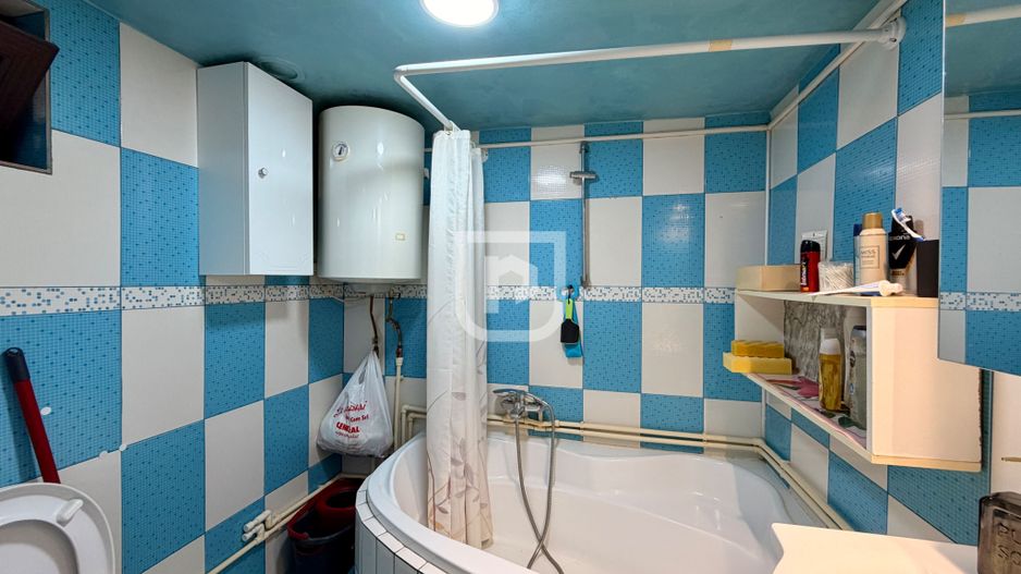 Casă duplex cu 3 camere în Frasin Bucovina - Poză 8