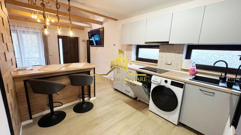 Casa individuala, ultrafinisata, balcon, terasa, curte, Someseni - Poză 12