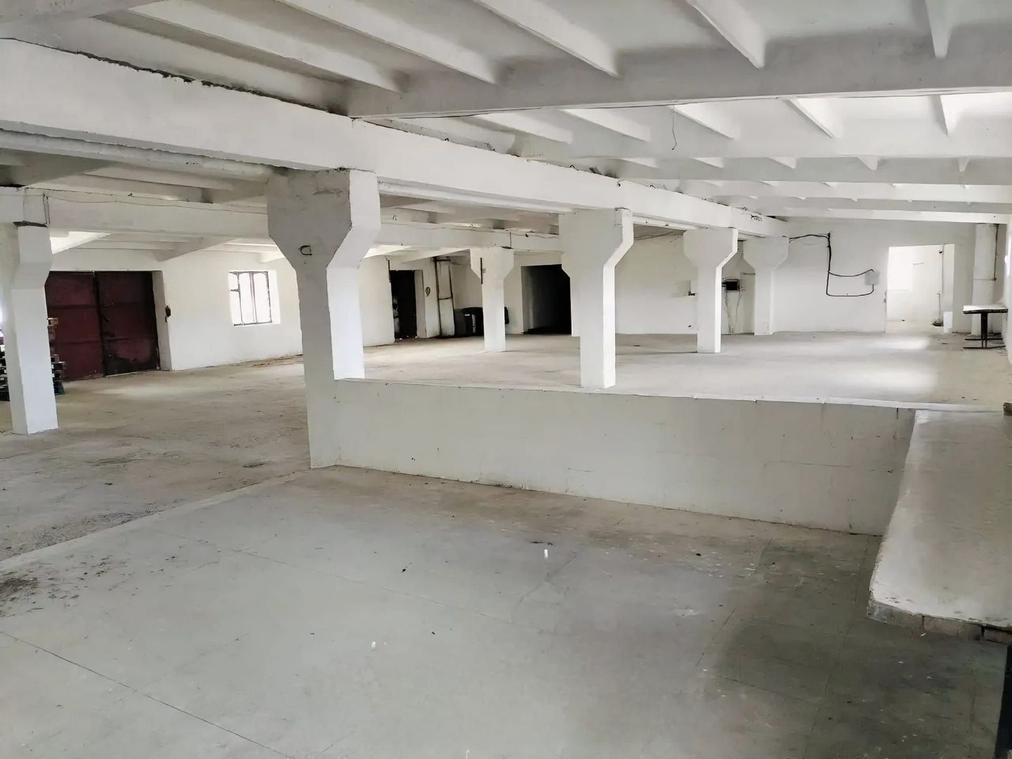 Depozit industrial cu infrastructură completă – Peresecina - Poză 3