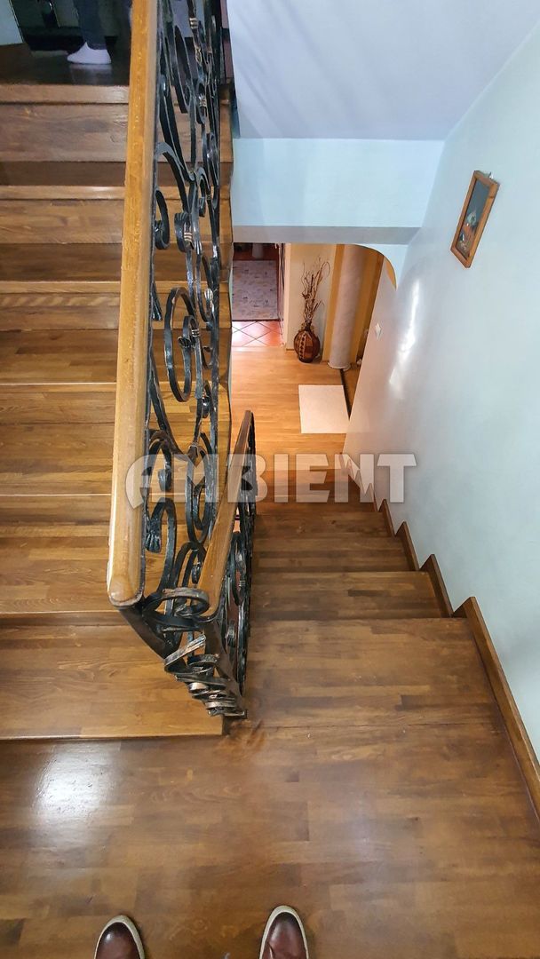 Vilă P+1E+M, ideală pentru activități comerciale, zona Donici; - Poză 7