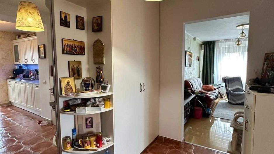De vanzare Apartament 3 camere Crangasi - Poză 5