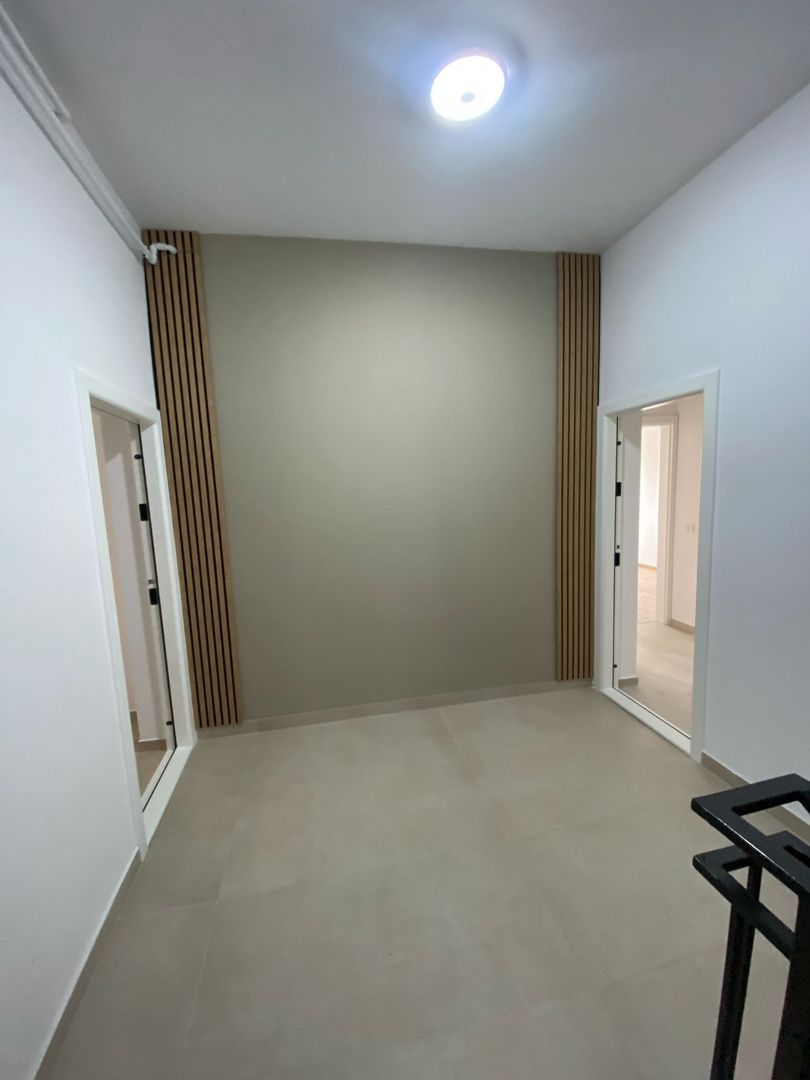 Giroc-Neptun | 2-3 Camere | Centrala proprie | Loc de parcare - Poză 9