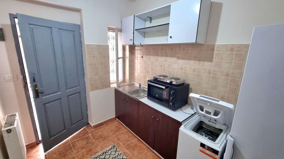 Apartament cu 1 cameră, foarte spațios, parter, clădire istorică, zona Traian - Poză 2