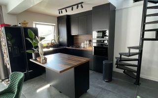 Apartament cu 3 camere decomandate și rooftop spectaculos. - Poză 2