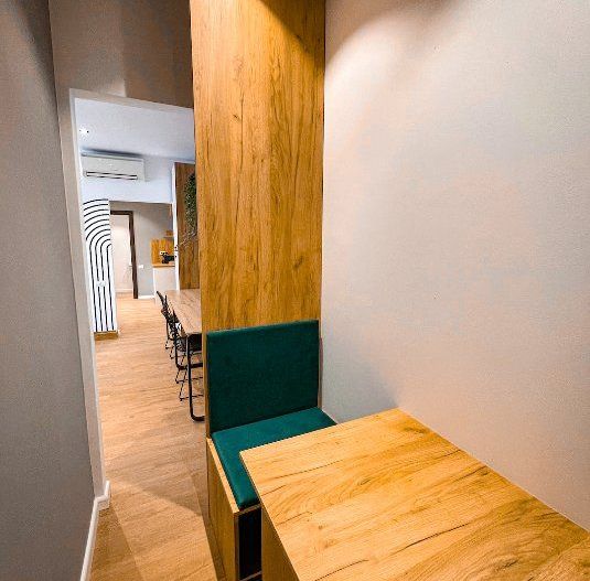 3 camere| DECOMANDAT| LOC DE PARCARE INCLUS  +TERASA 43 MP| VICTORIEI - Poză 7