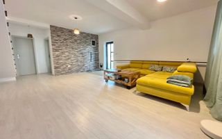Duplex cu 4 camere si dressing mobilat in Giroc zona Planetelor la asfalt. - Poză 2