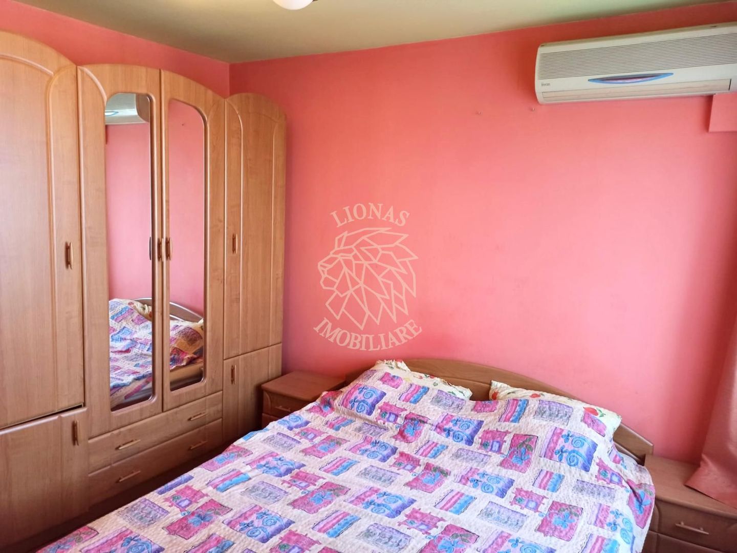 Apartament cu mansarda 4 camere 100 mp-dressing-mobilat-Imparat Traian - Poză 3