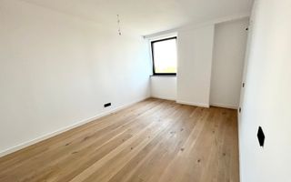 APARTAMENT DEOSEBIT CU 3 CAMERE LA VANZARE CU VEDERE SPRE PARC - Poză 12