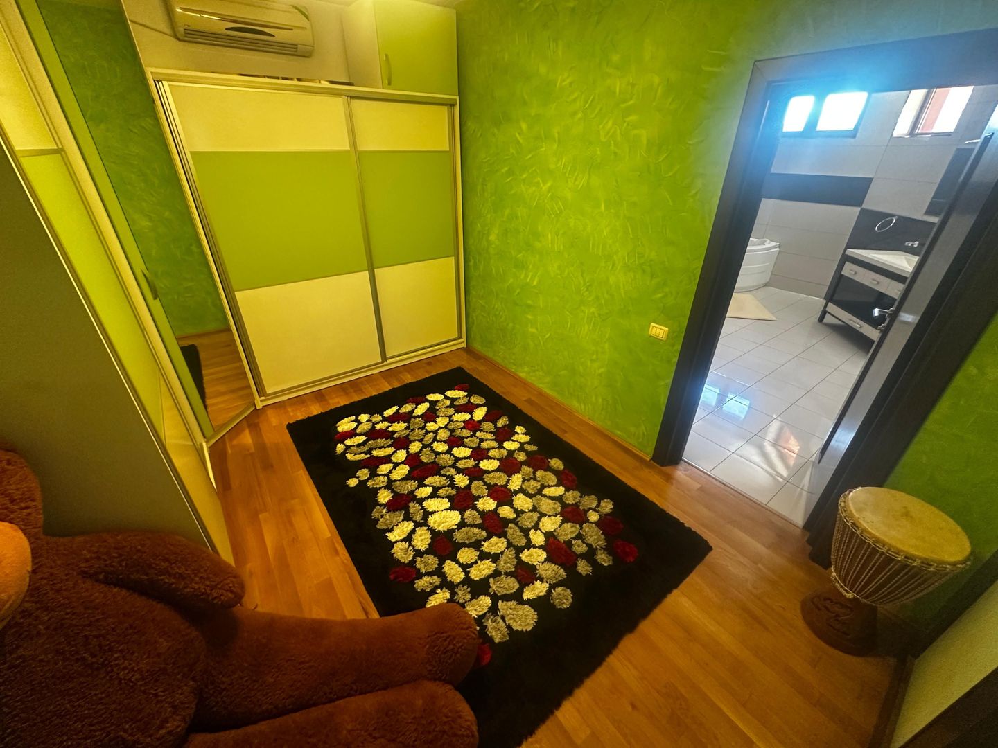 CASA INDIVIDUALA, 9 CAMERE, TEREN 475 MP, MOBILAT/UTILAT, COMIS 0% - Poză 15