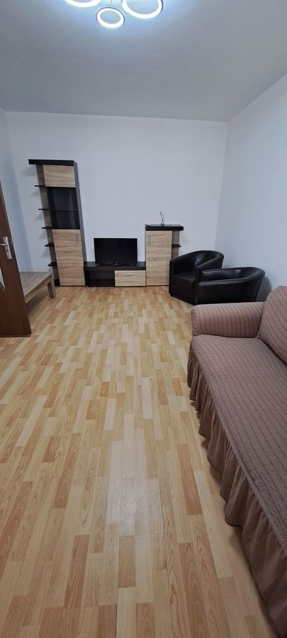 Apartament 2 camere renovat complet, etaj intermediar, liber imediat - Poză 3