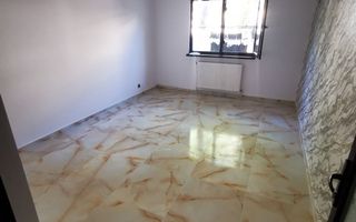 De vanzare apartament 2 camere – Zona Mall, parter, renovat complet - Poză 1