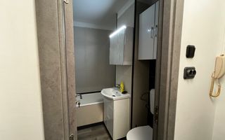 Garsonieră renovată 2025, parter, mobilată complet, zona Titan - Poză 4