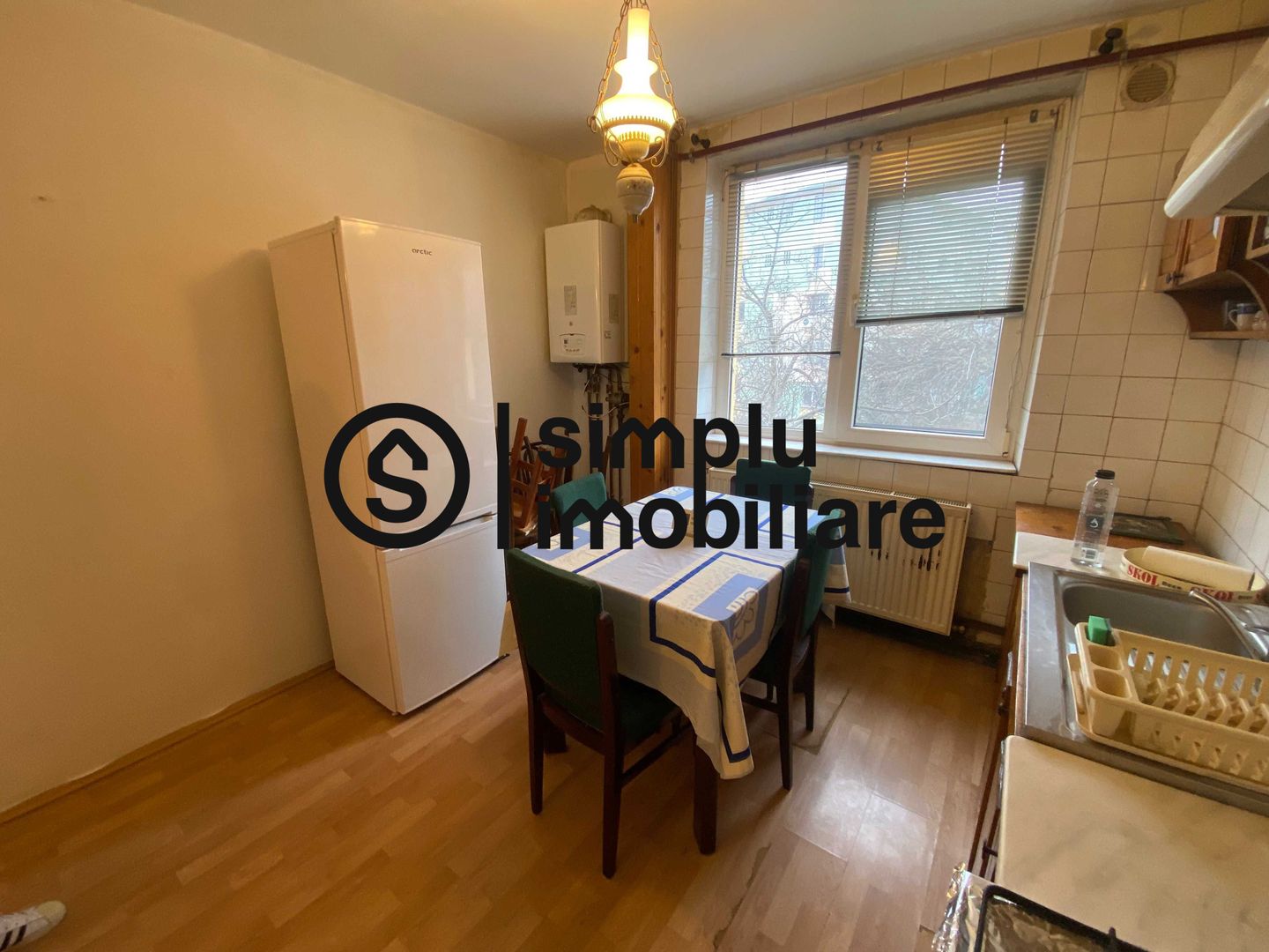 2 camere decomandate, etaj 2/4, cofetaria Sweet Escape - 95 000 Euro - Poză 5