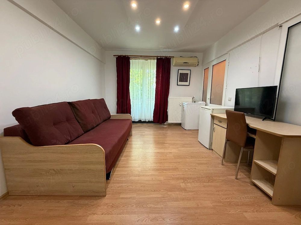 Garsonieră Arena Națională, etaj 1, bloc reabilitat, mobilată - Poză 1