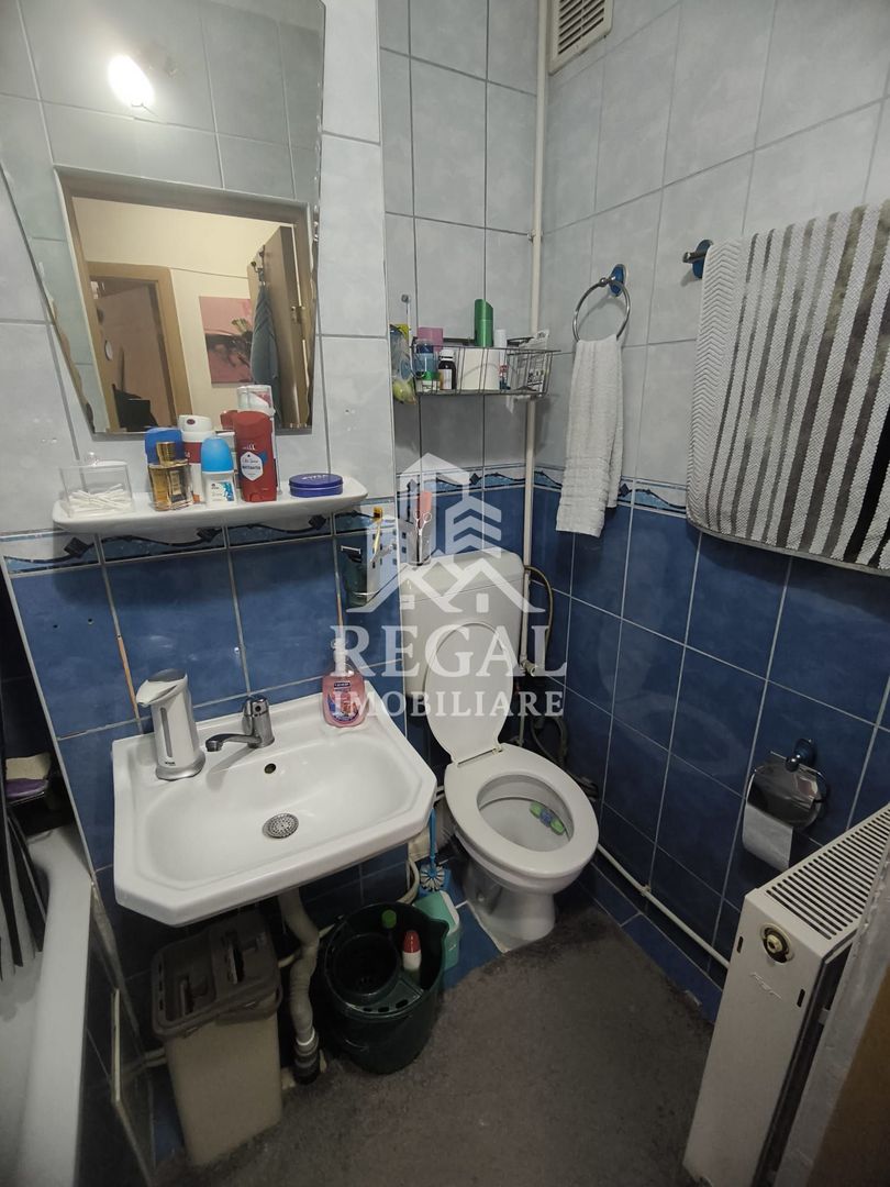 Apartament cu doua camere in zona Micro 7 - Poză 5