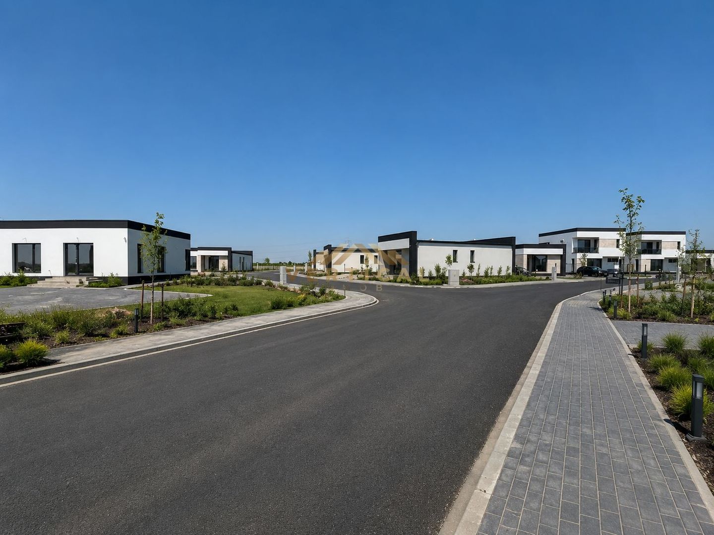 Casă Modernă cu 2 Dormitoare și Curte Berceni Ilfov - Poză 2